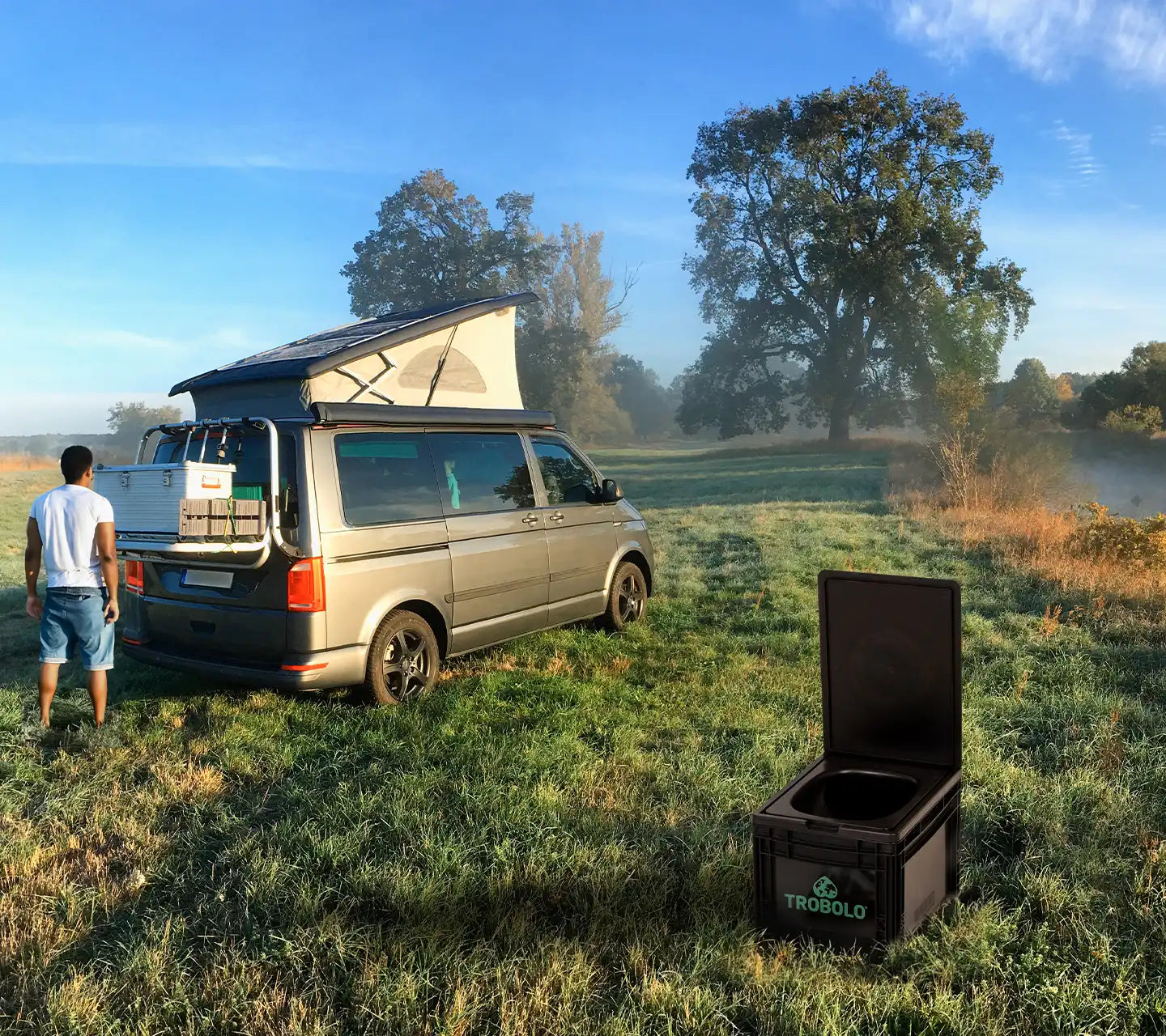 TROBOLO BilaBox camping toilet on a river